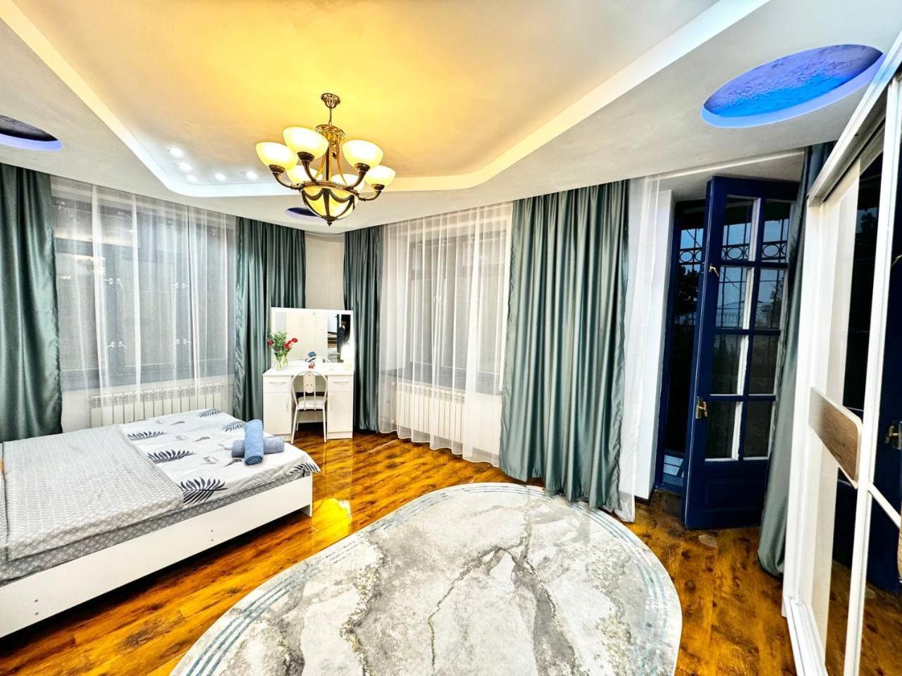 Проживание в семье 4-room *