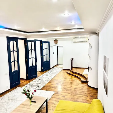 4-Room Apartments Almaty Exterior photo
