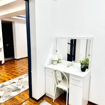 4-Room Apartments Almaty Exterior photo
