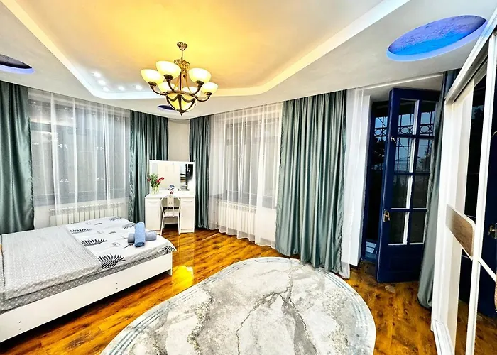 4-Room Apartments