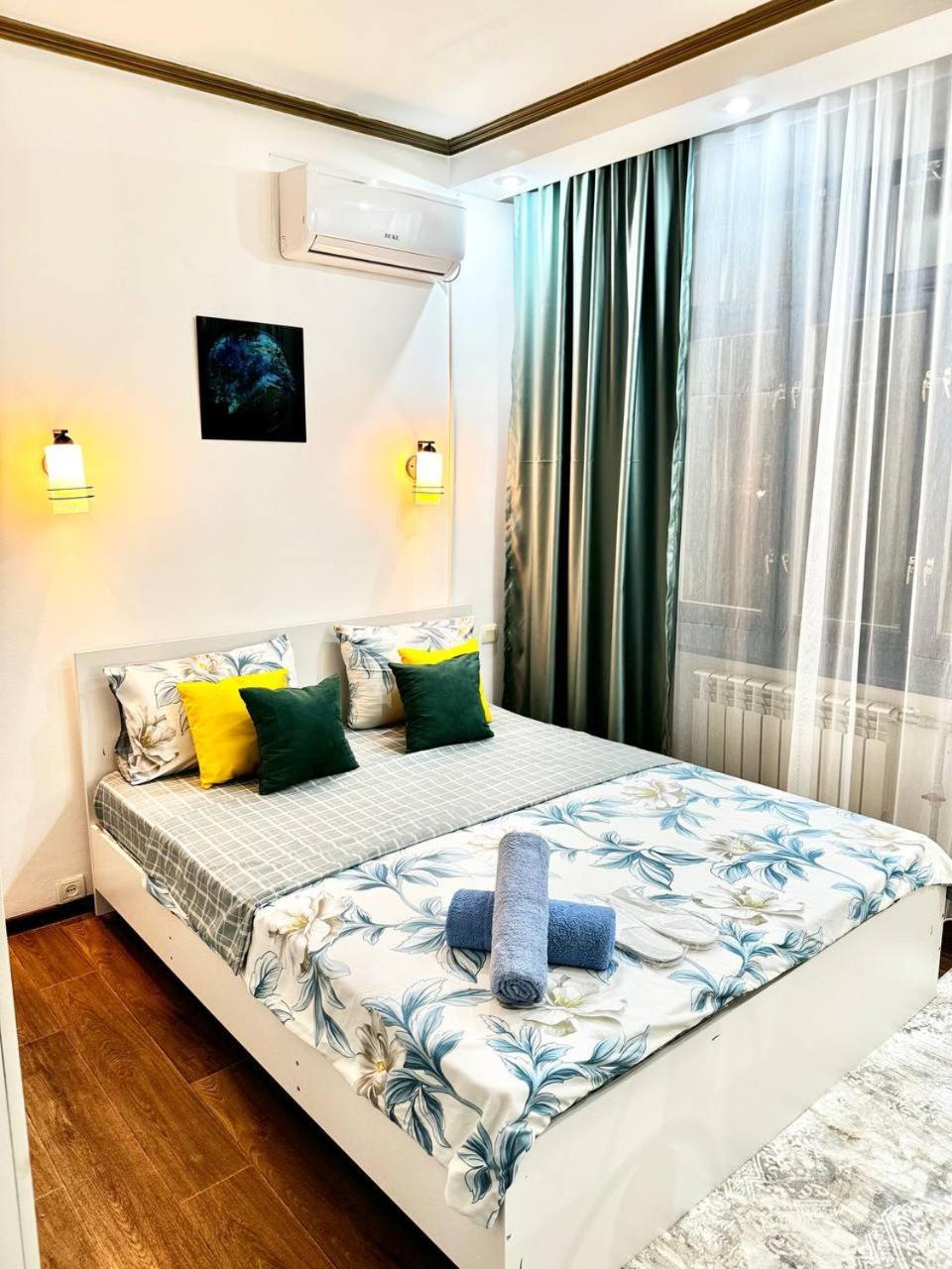 4-room *