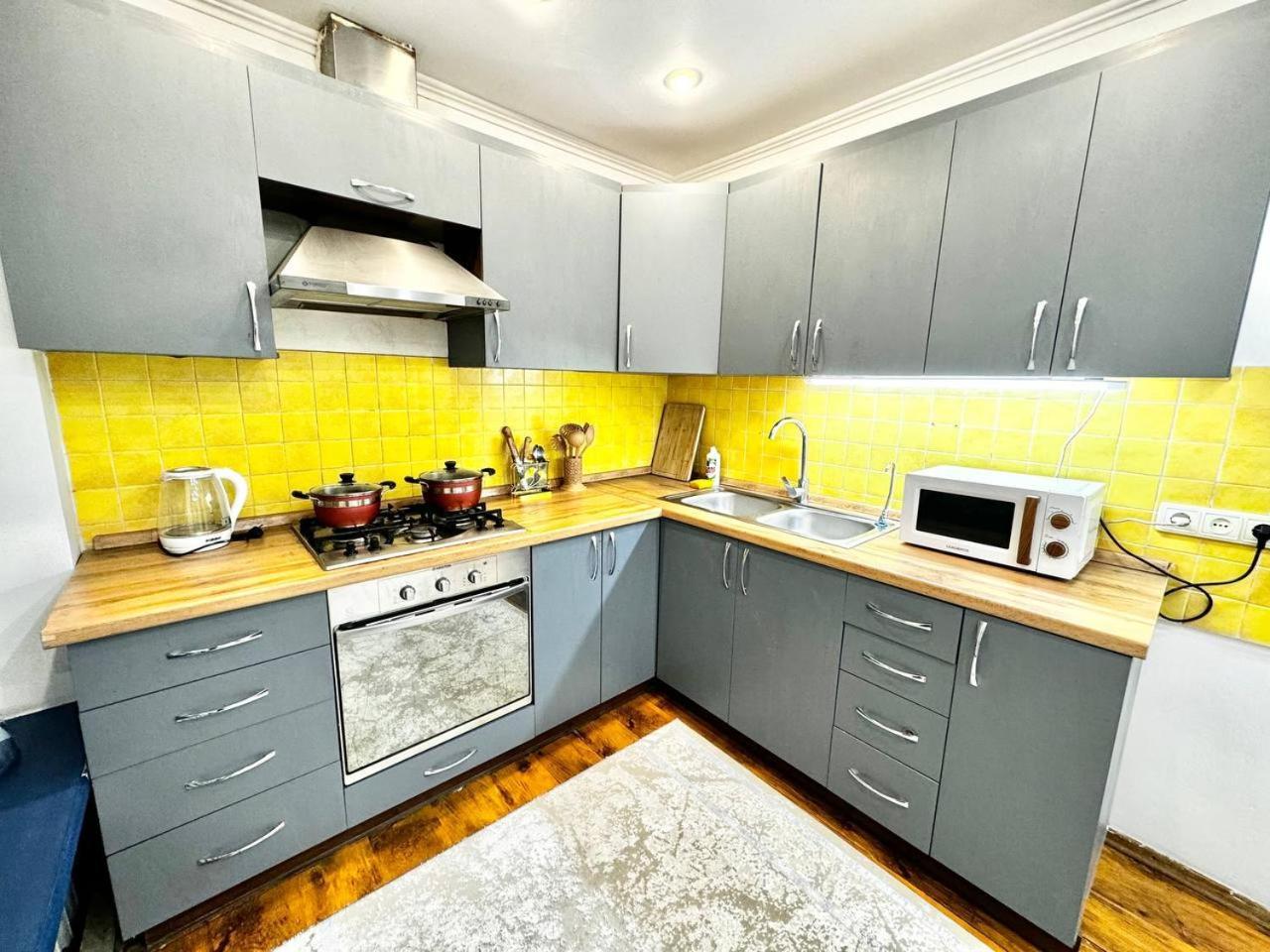 4-room *
