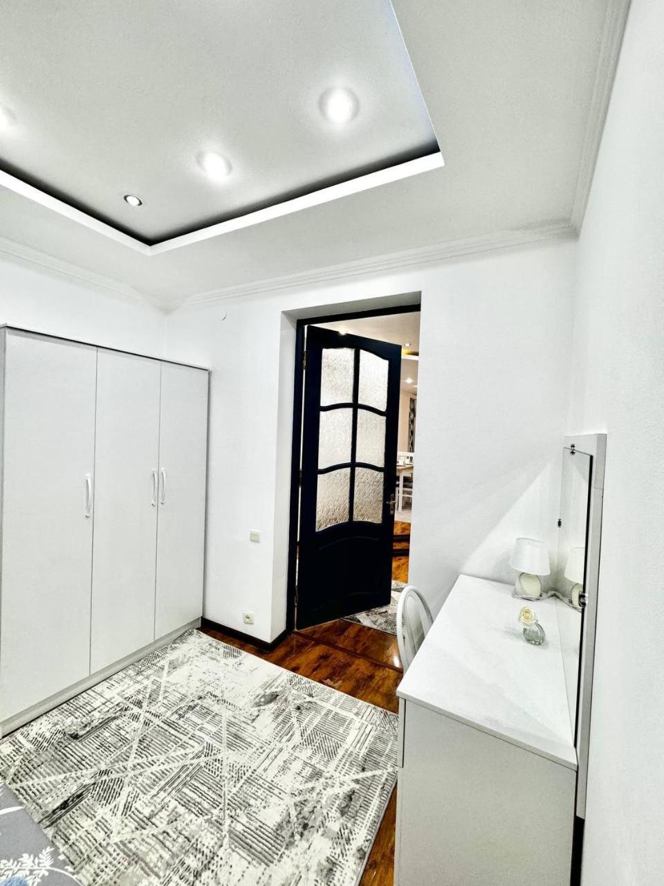 4-room